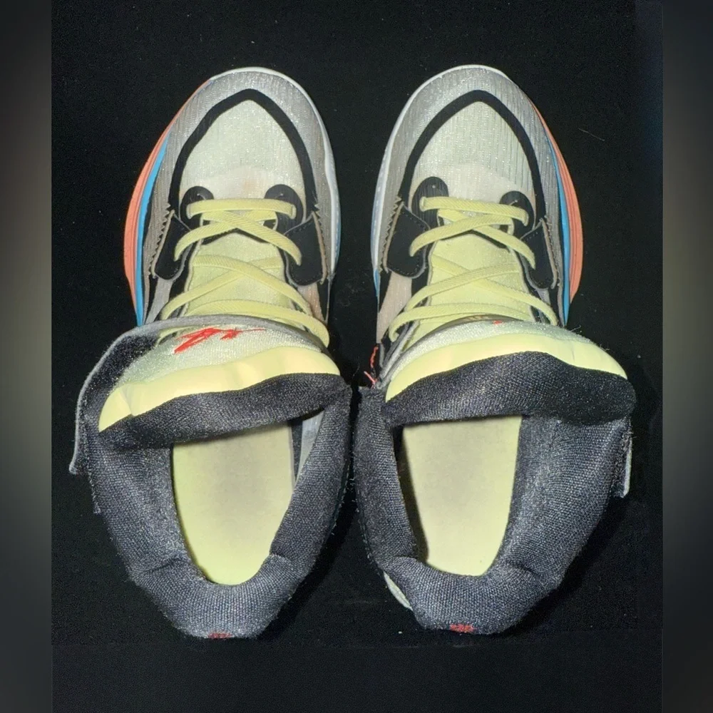 Nike Kyrie Infinity Sneakers in Baltic Blue DJ1170-112